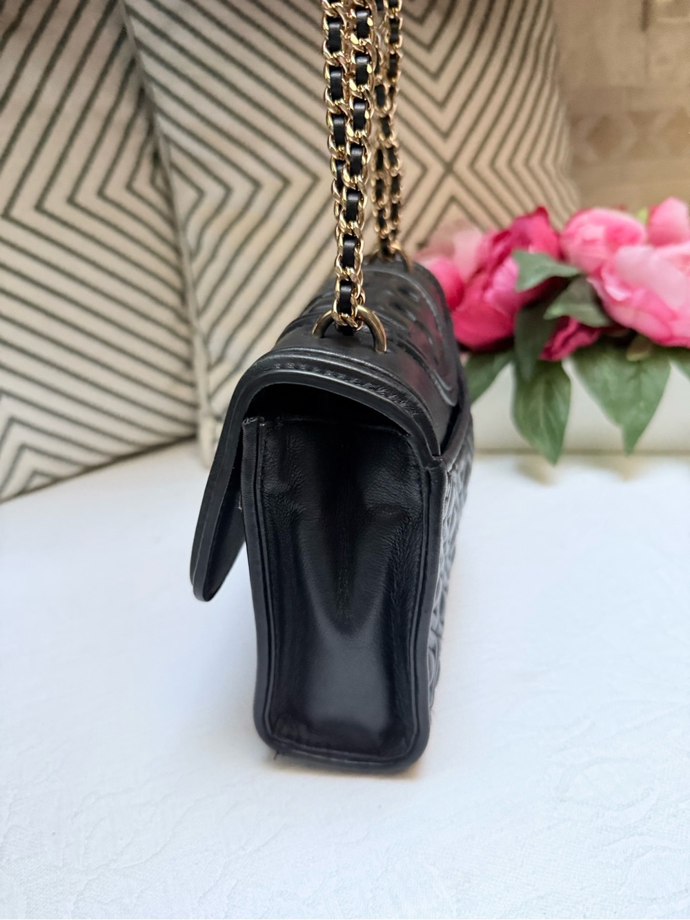 Tory Burch Black Quilted Leather Crossbody with Gold Chain - Picture 4 of 13